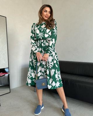 Grünes bedrucktes Langarmkleid ISSA PLUS