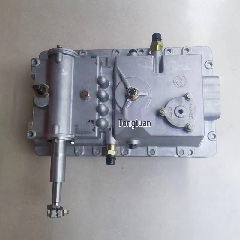 Dongfeng Tianjin EQ1120GA Gearbox Top Cover Assembly