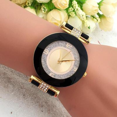 1PC Luxurious Brand Simple Design Ladies Quartz Watches Black And White Silicone Strap Large Dial Creative Fashion Wrist Watch