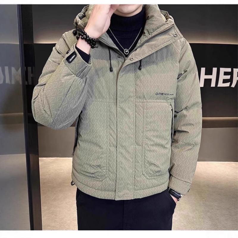 

Hooded down jacket men s winter 2025 trendy printed short trendy brand cold protection warm jacket loose and versatile padded clothes 4XL зелёный
