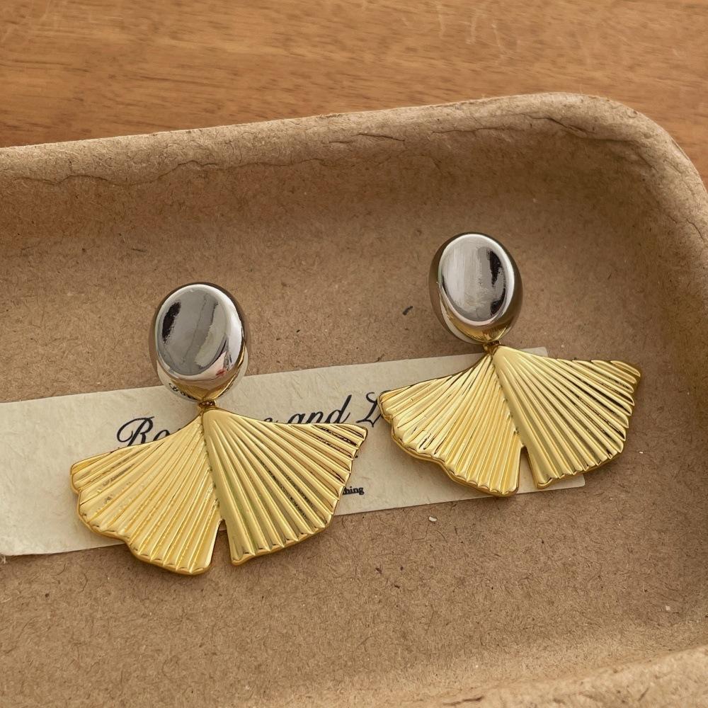 

Temperament Double Color Metallic Folium Ginkgo Leaf Long Dangle Earrings for Women Copper Alloy Statement Daily Jewelry