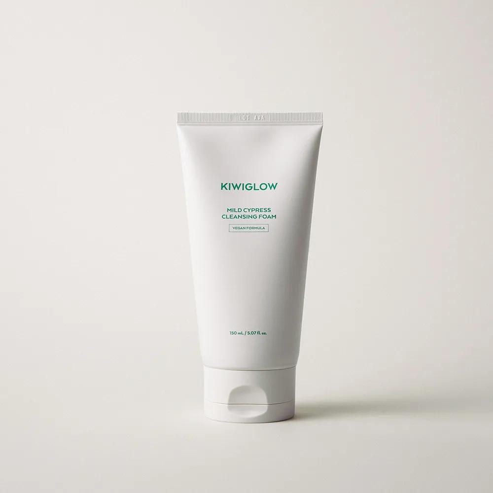 Milder Zypressen-Reinigungsschaum