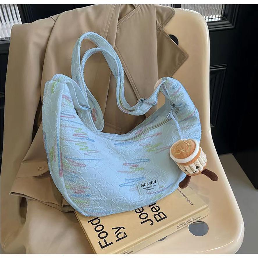 Women's Trendy Summer Dopamine Large Capacity Dumpling Bag - Versatile Crossbody & Shoulder Bag for Students