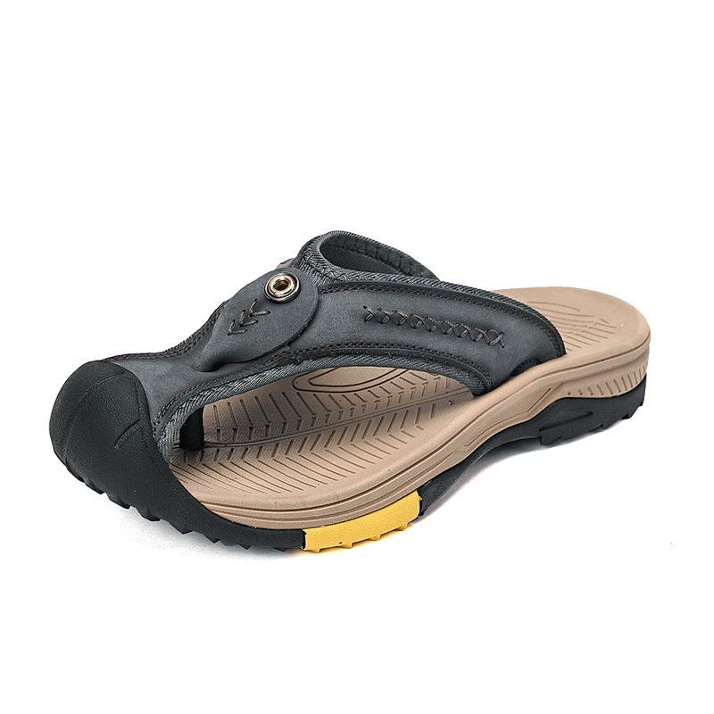 Fashion 2024 Summer New Home Leisure Leather Slippers Massage Sole Men's Beach Shoes Daily Men's Park Walking Shoes Classic Brown