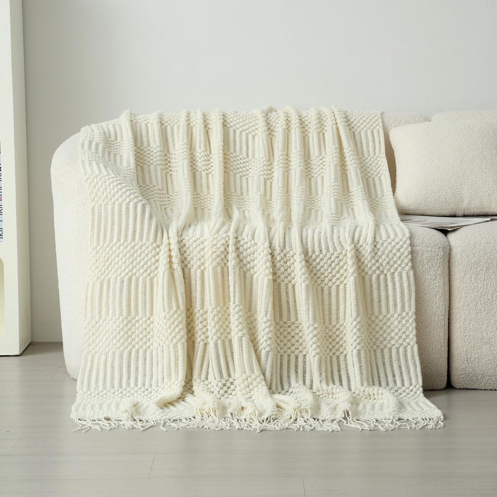 Nordic Light Luxury Sofa Throw Blanket & Shawl for Office, Nap, and Bed