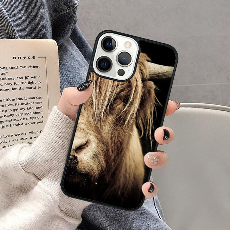 Cute Highland Cow Phone Case for iPhone 17 Air 16 16e 15 Plus for Apple 13 11 12 14 Pro Max Cover coque Shell