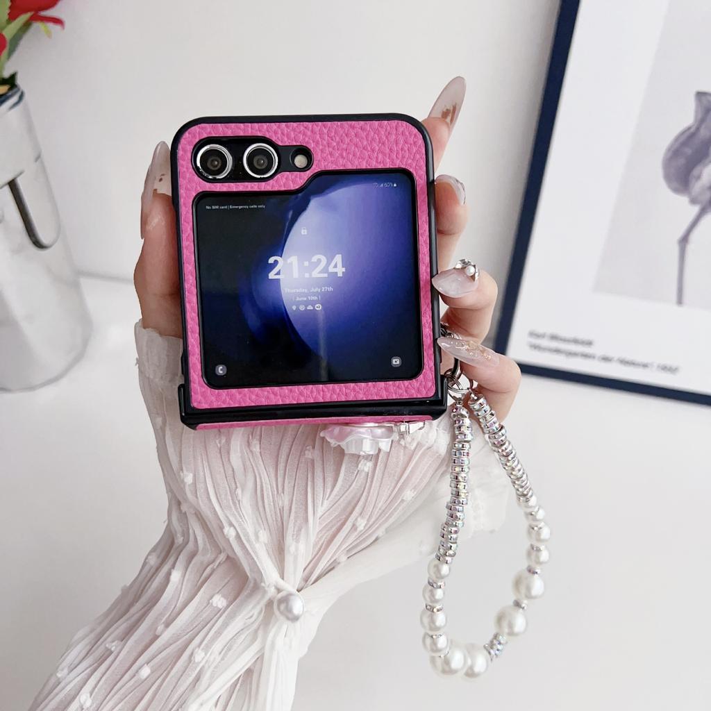 Applicable To Samsung ZFlip5 Mobile Phone Case, Lychee Pattern Zflip4 Bracelet, Camellia Back Cover Case, Protective Case Zflip3.