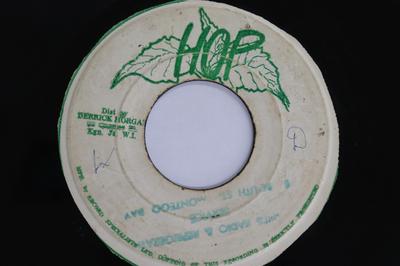 7inch Record DERRICK MORGAN / THE HIPPY BOYS - Give Thanks / Flower Power NONE HOP RECORDS 1971 Jamaica Reggae, Ska & Dub Used