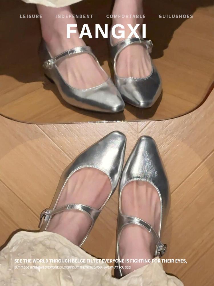 

Sheepskin version~ French gold pointed tip with Mary Jane shoes, shallow mouth women s shoes, flat bottom inner height increase single shoes women 40