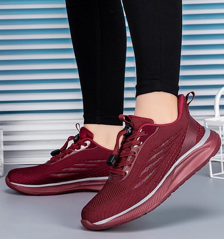 Brand Spring and Autumn Non-slip Lightweight Walking Shoes Casual Sports Breathable Mom Shoes