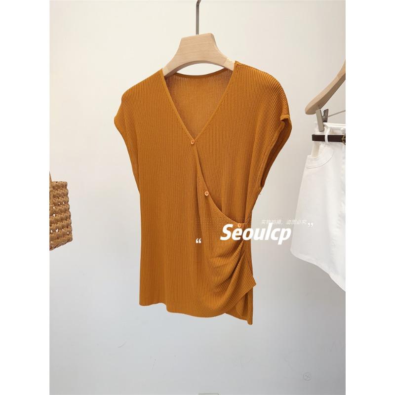 

This Short-sleeved T-shirt with A Cross-shaped V-neck Knit Top Exudes A Sense of Luxury for Women In Summer. It Is Slimming and Figure-hugging one size оранжевый