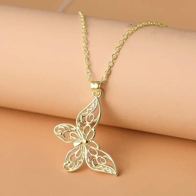 1pc Butterfly Pendant, Design, Hollowed-out Necklace, A Versatile and Elegant Necklace
