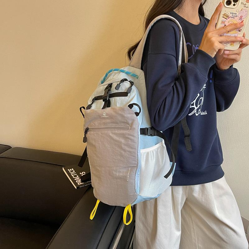 Schoolbag Niche Korean Contrasting Color Backpack Female 1011 New Leisure Student Travel Small Backpack Mountaineering Schoolbag High Sense