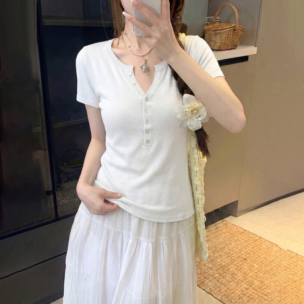 Light Blue Ice-feeling Thin Knitted Henry Half-open Button Short-sleeved Women's Summer Fresh White Gentle Wind Knitted T-shirt Top
