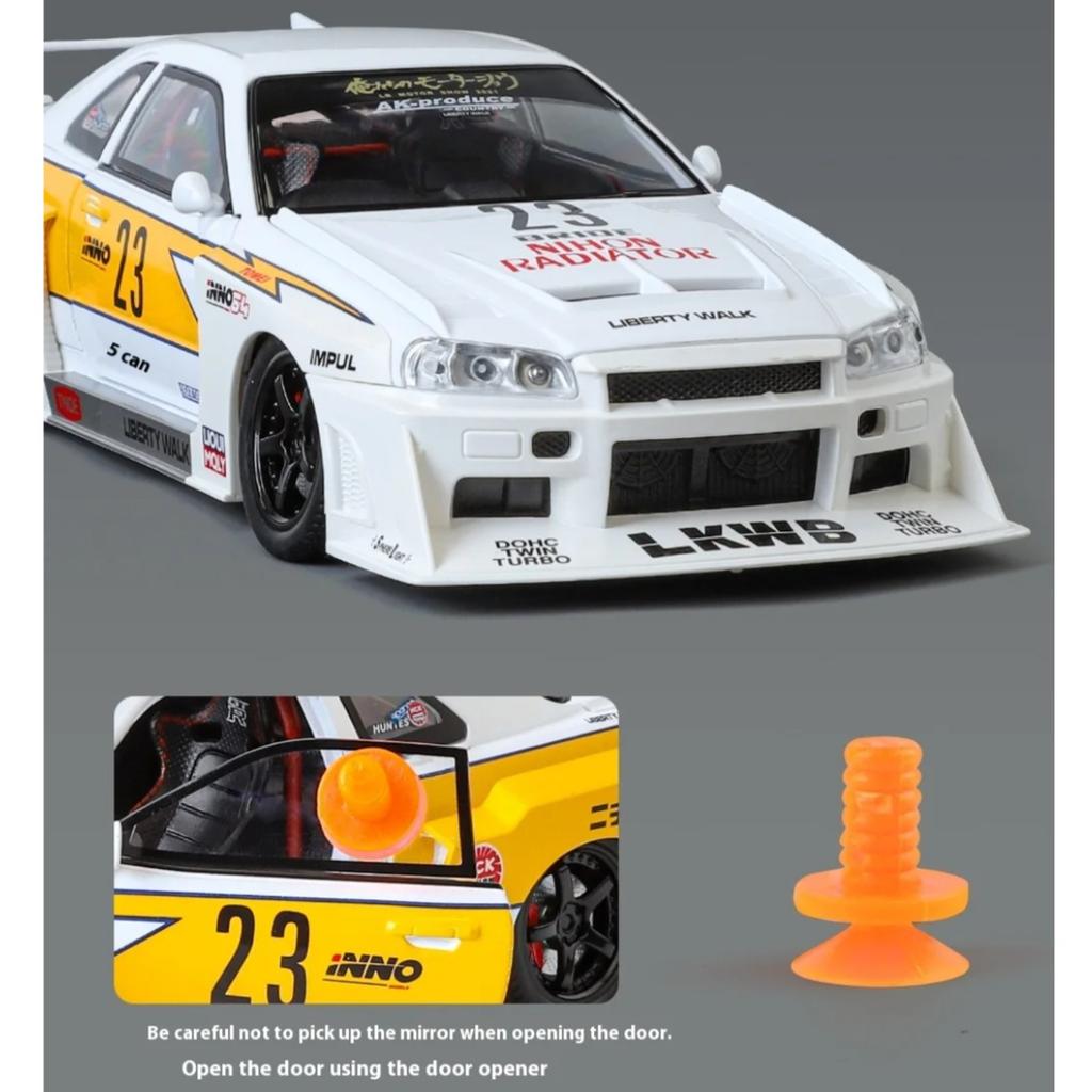 1/24 Scale Cool Nissan GTR Alloy Sports Car Model, Simulated Interior Details, Cool Lighting and Sound Effects, Four-wheel Shock Absorption