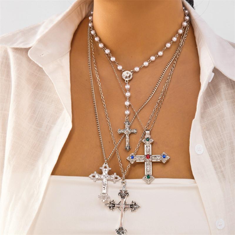 Collier Pendentif Croix Pour Femmes Avec Design Géométrique en Alliage Et Ornements Inspirés de la Nacre Pour un Style Mode Décontracté