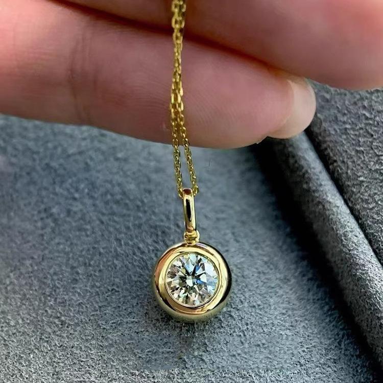 Light Luxury Simple 1 Carat Bubble Diamond Pendant Inlaid With Eight Hearts And Eight Arrows High Carbon Diamond Small Round Diamond Necklace Women