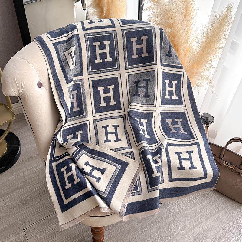 New letter H autumn and winter imitation cashmere scarf women's fashion atmosphere thickened warm scarf shawl