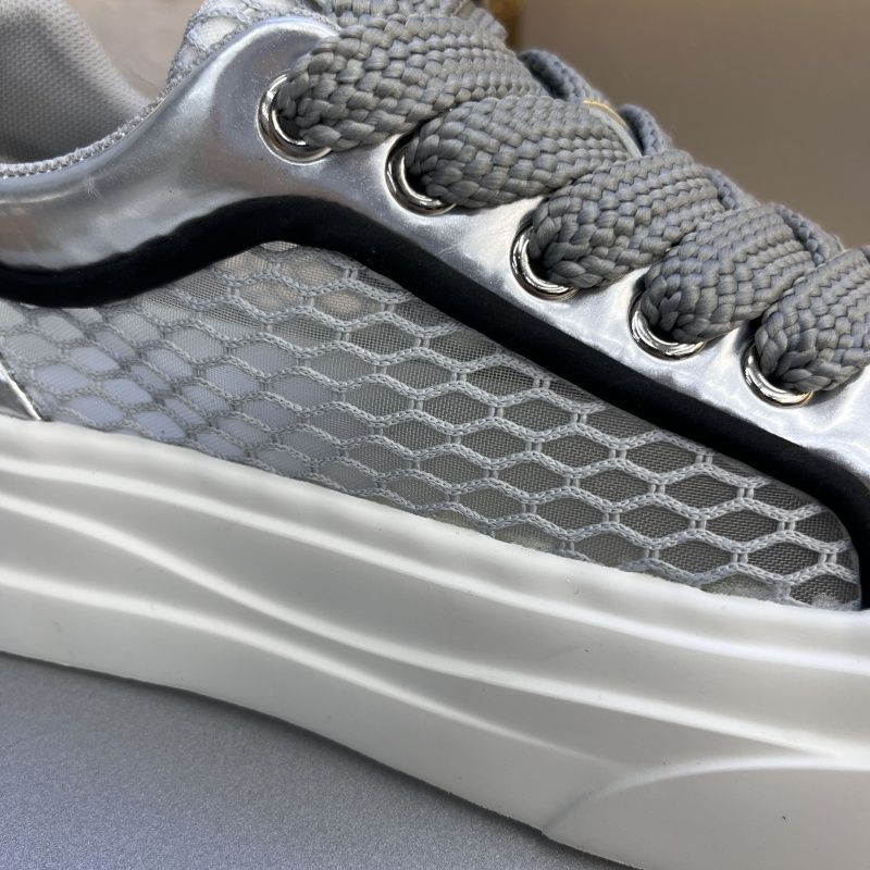 2025Trend Summer Man Flat Shoes Platform Casual Shoes Youth Retro Men Breathable Sport Running Sneakers Student Board Shoe Tenis