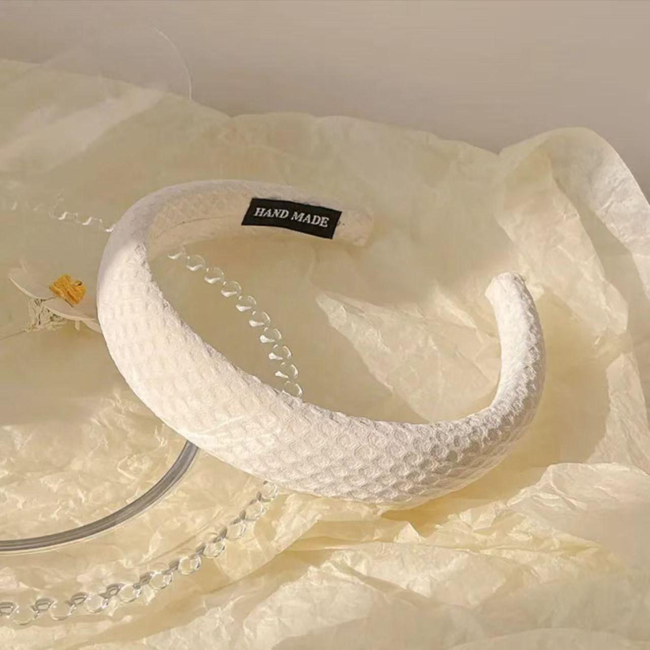 

Sweet Candy Color Sponge Headband for Summer - Versatile and Fashionable Hair Tie for Face Washing