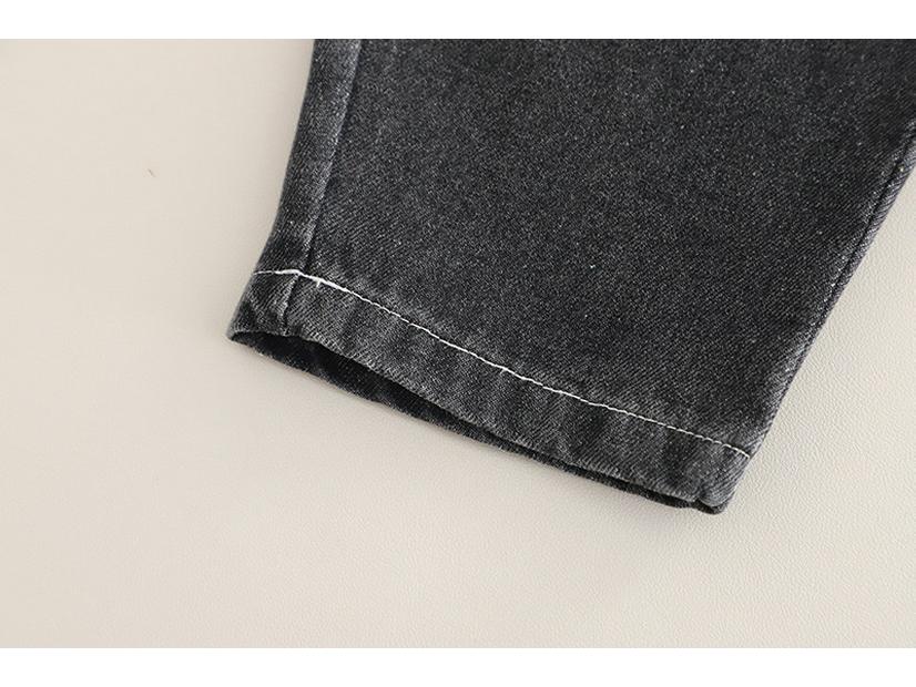 Jungen Colorblock Langarm Sweatshirt & T-Shirt Set mit modischen Kleinkindjeans.