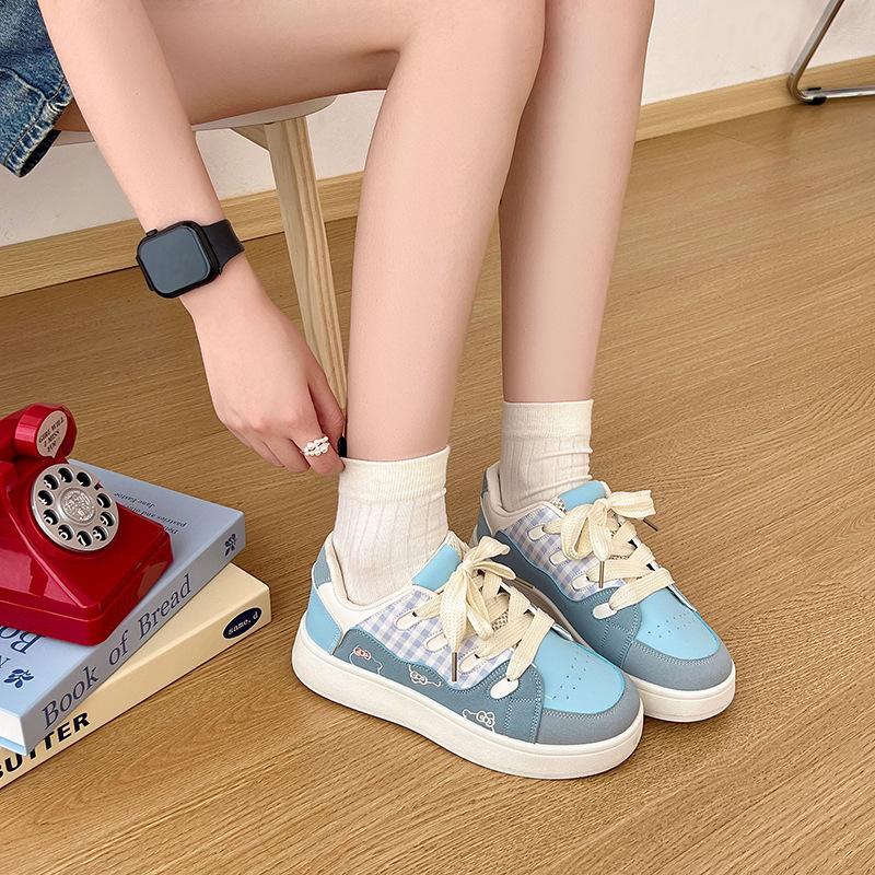 

Versatile niche shoes color matching board shoes women s 2025 autumn and winter new flat white shoes casual bread shoes 36