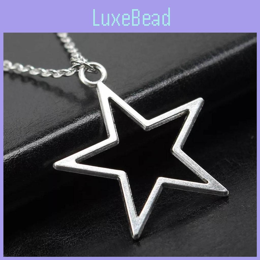 Trendy 36x33mm Silver Hollow Star Pendant Necklace In Alluring Alloy For Style Unisex