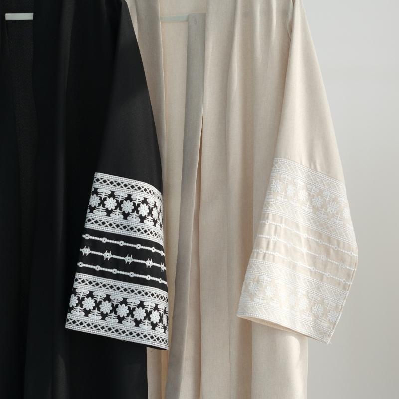 Abaya Brodée pour Femmes Musulmanes Robe Dubaï Cardigans Longs Décontractés Amples Kaftans Islamiques Robe Ouverte sur le Devant Longueur Maxi