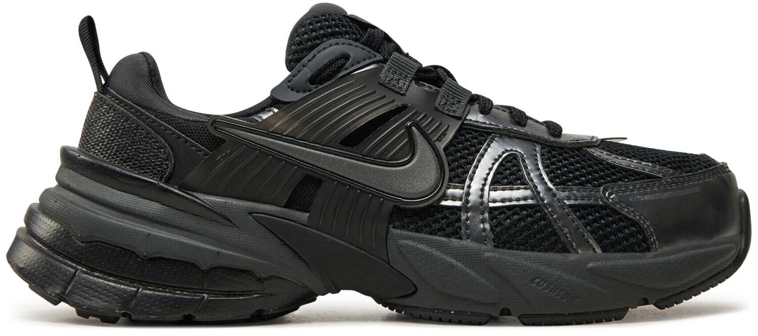 

Кроссовки Nike V2K Run (FD0736-001) черный темный дым серый антрацит 43