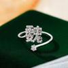 Bague de luxe pour femme Banyan Tree en argent avec nom de famille - Design personnalisé haut de gamme pour l'index