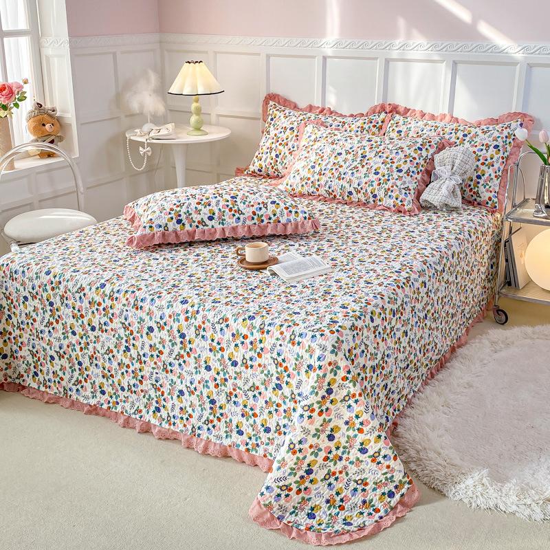 New Cotton Bed Cover Retro Lace Cotton Bed Cover Set of Three