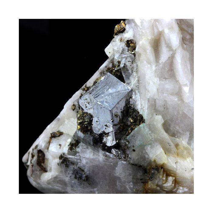 Pierres et Minéraux. Carrollite. 1362.0 ct. Kamoya South II Mine, Haut-Katanga, Congo.