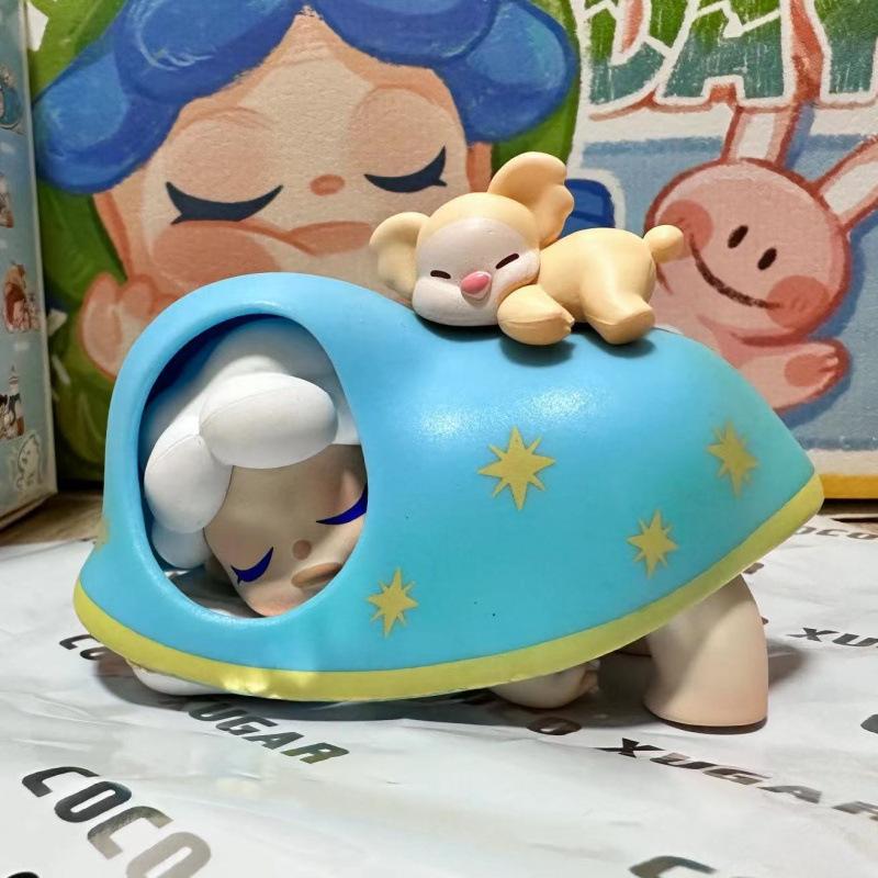 Today, Xiao Que Is Fortunate To Be A Dream Collector, Giving Gifts, Ornaments, Figurines, Toys, And Figurines
