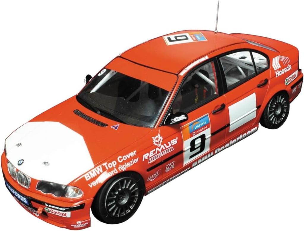 PLATZ/NUNU 1/24 Scale BMW 320i E46 DTCC 2001 Winner Plastic Model Kit with 3D Printed Grille Parts (PN24007HE)