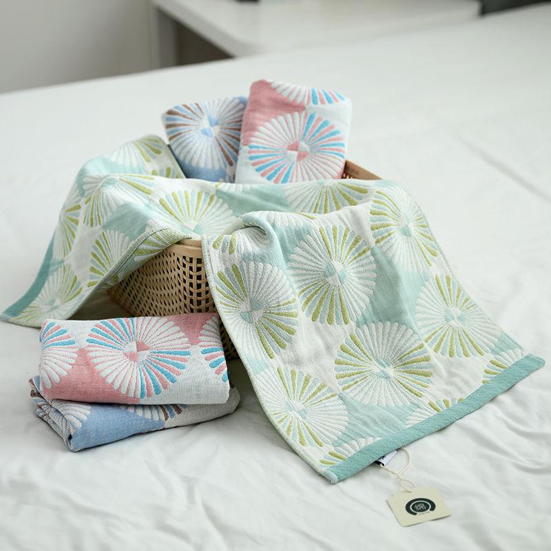 Towel Cotton with Four Layers of Gauze, Adult Household Towel Face Washing and Water Absorbing Shower Towel