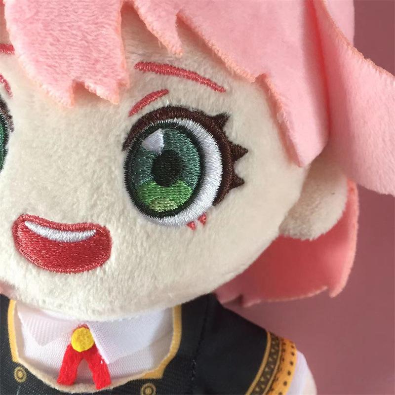Nuovi Morbidi Peluche Carini Spy X Family 20cm Anya Forger Yor Loid Forger Bambola Morbida Ripiena Personaggio Anime Peluche Giocattolo per Fan Collezionabile Regalo di Compleanno per Bambini