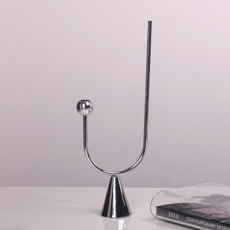 Half U-shaped Candlestick Minimalist Modern Luxury Model Room Restaurant Creative Decoration Nordic Simple Metal Soft Decoration