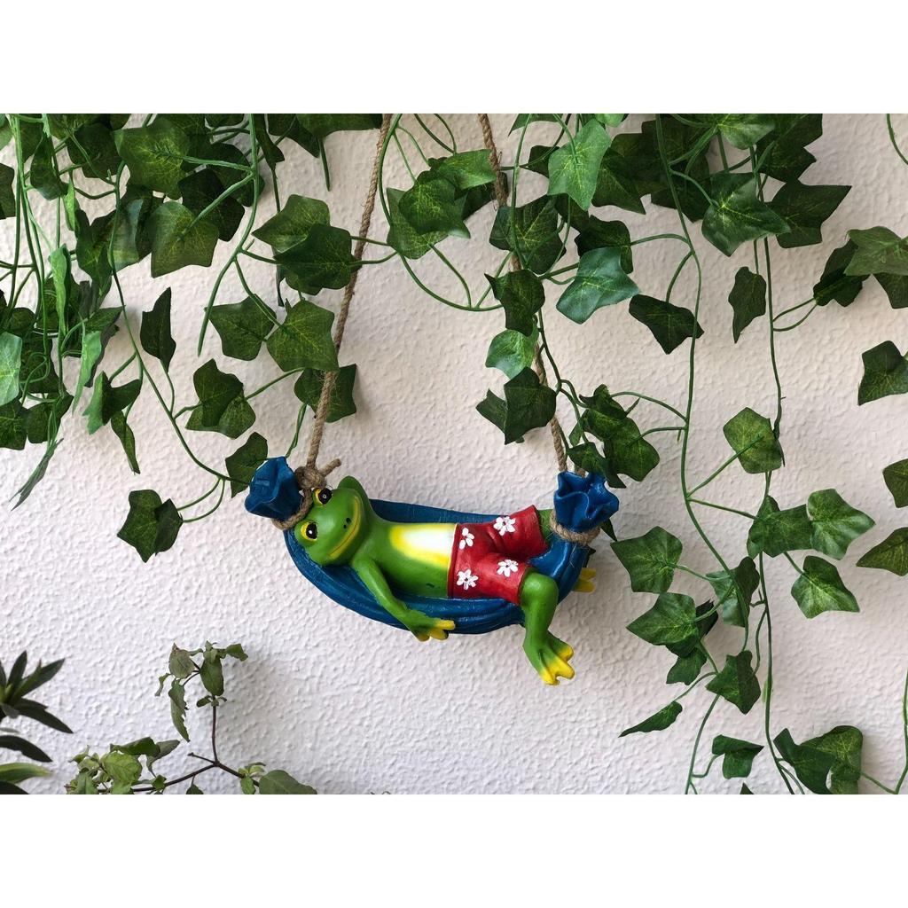 Resina pendurada sapo na rede itens de decoração de jardim para varanda ao ar livre escritório em casa hotel lounge (21 x 9,5 cm, LXA), Multicor