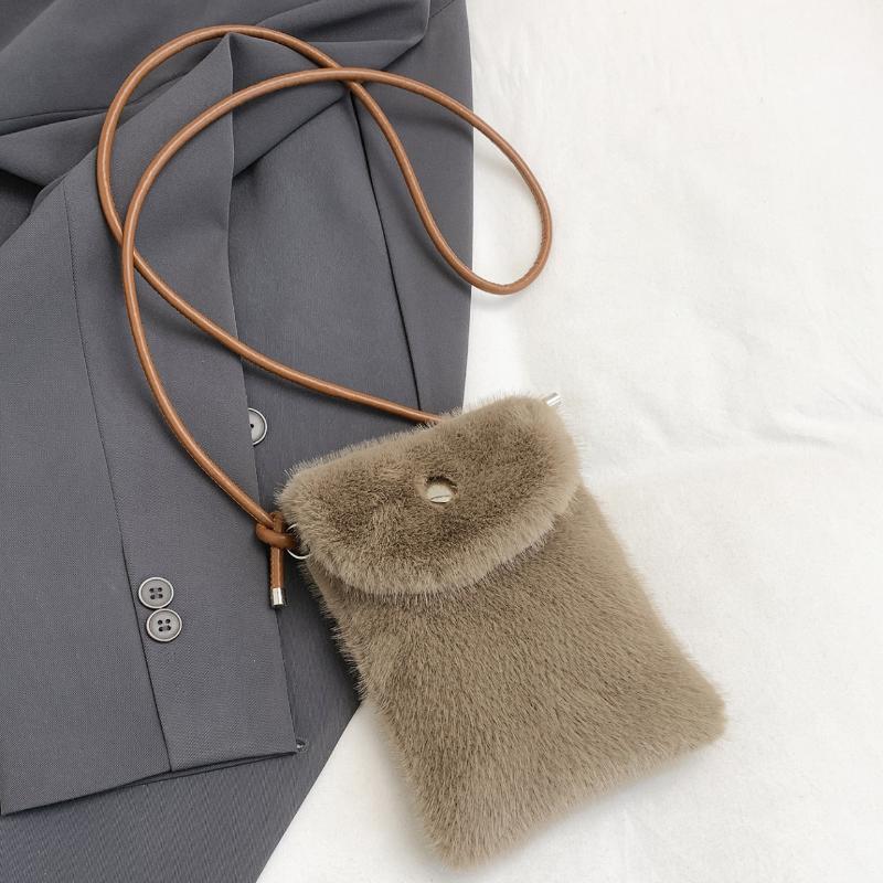 Trend Faux Fur Crossbody Bag Soft Plush Mini Shoulder Purse With Metal Button Adjustable Leather Strap Handbag Winter Phone Bag