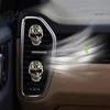 Personalisiertes Geschenk für Auto-Liebhaber Totenkopf Lüftungsschlitz-Clip, Retro-Legierung Armaturenbrett-Zubehör Halloween-Verzierung Lustiger Kopf Auto-Innenraum Stilvolle Dekoration