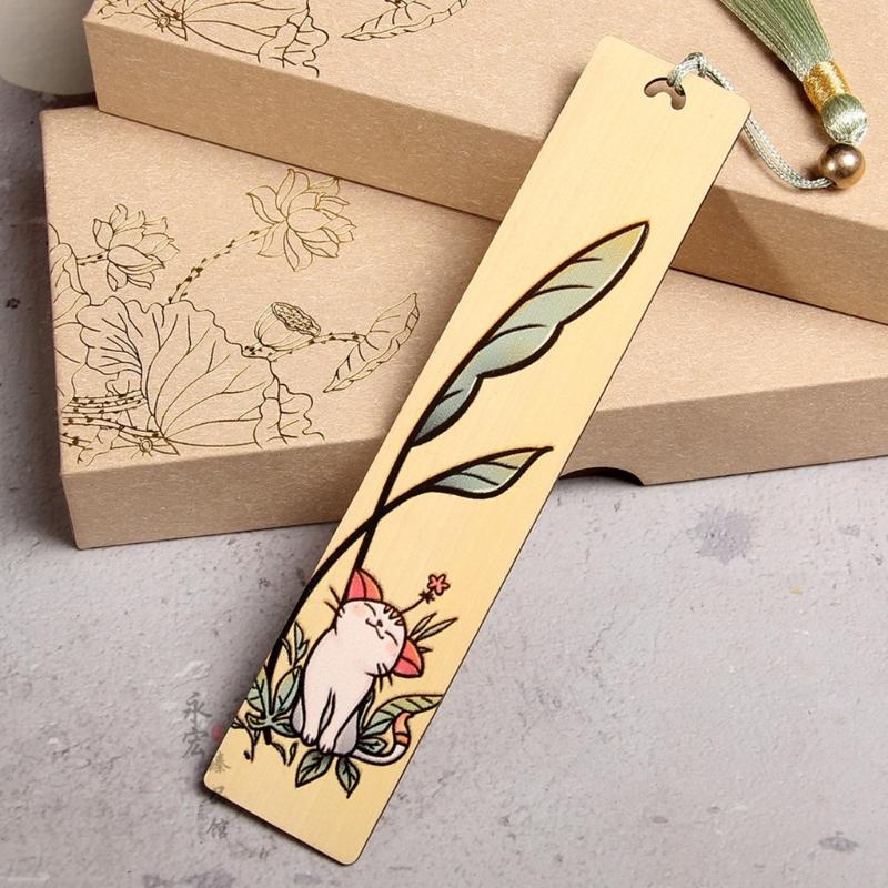 Engraved Book Marks with Pendant for Book Lovers Gift Handmade Wooden Page Mark Unique Retro Bookmarks Wood Bookmarks
