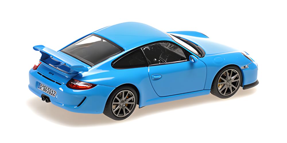 Minichamps 400068025 Porsche 911 GT3 Blue Sports Car 2009 Scale Model Car 1/43