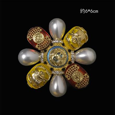 Metal Badge Creative Brooch