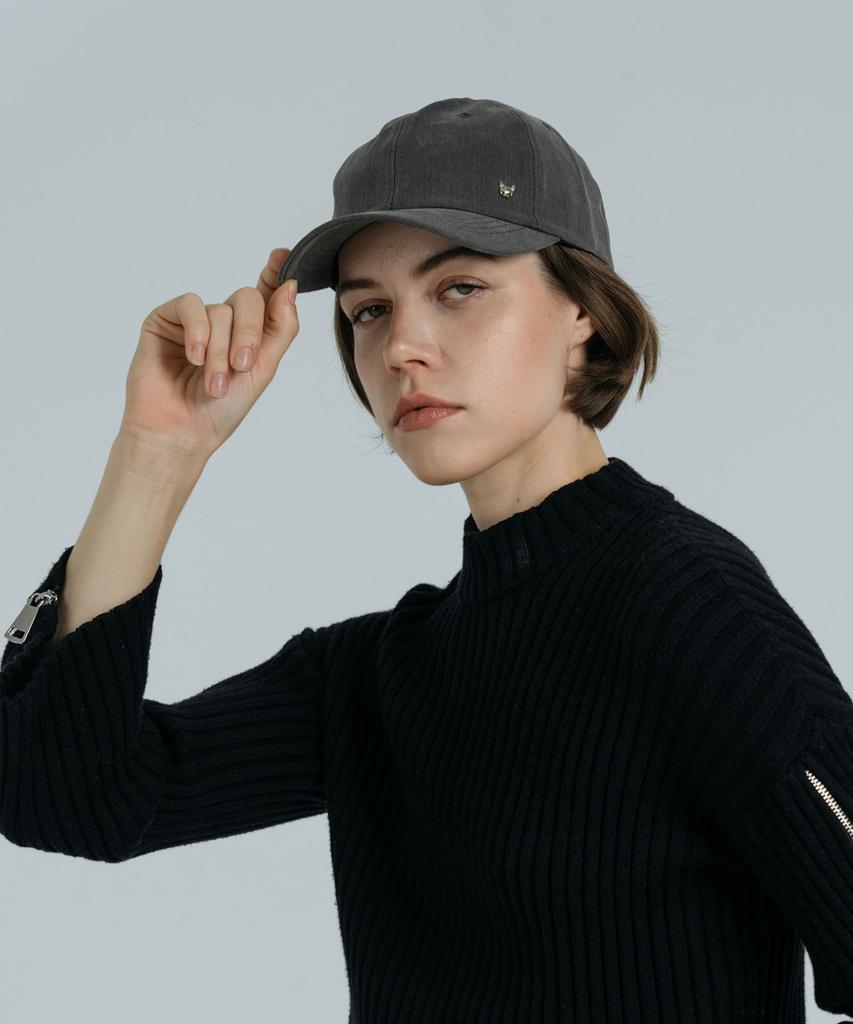 DOLIGRAM Basic Cat Rivet Washed Cap Gray