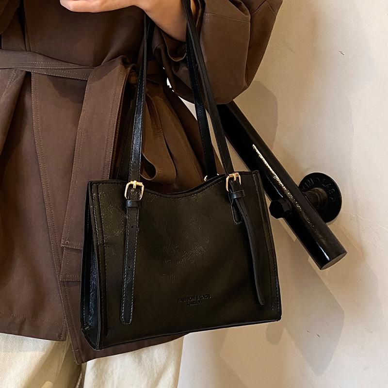 High-end Niche Bag for Women New Trendy and Fashionable Underarm Bag for Women Ins Retro Versatile One-shoulder Underarm Bag