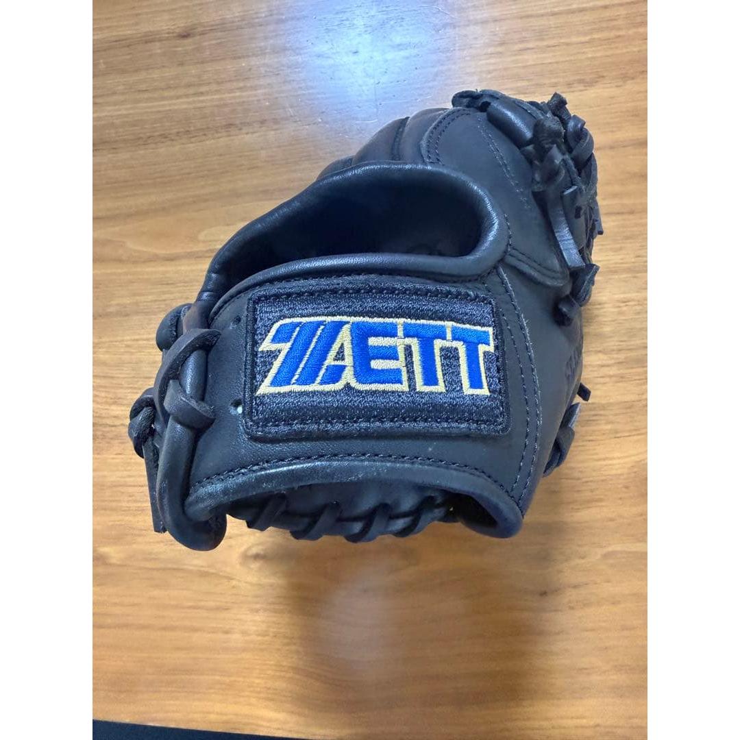 Used ZETT Soft Gloves