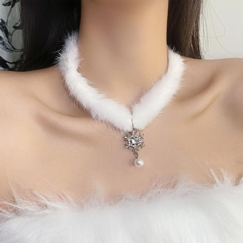 Elegante Hochzeitskette Elegante Halskette Stilvolle Choker-Halskette Schneeflocken-Anhänger-Halskette Plüschmaterial für Damen