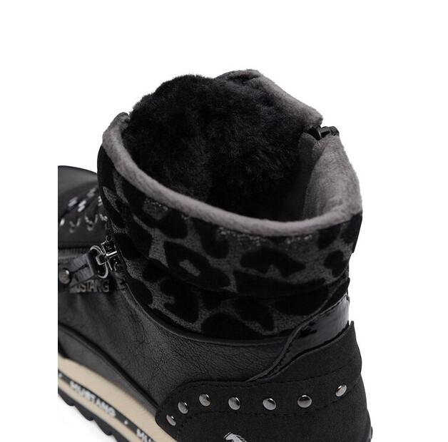 Mustang 1364-503 Ankle Boots, Black