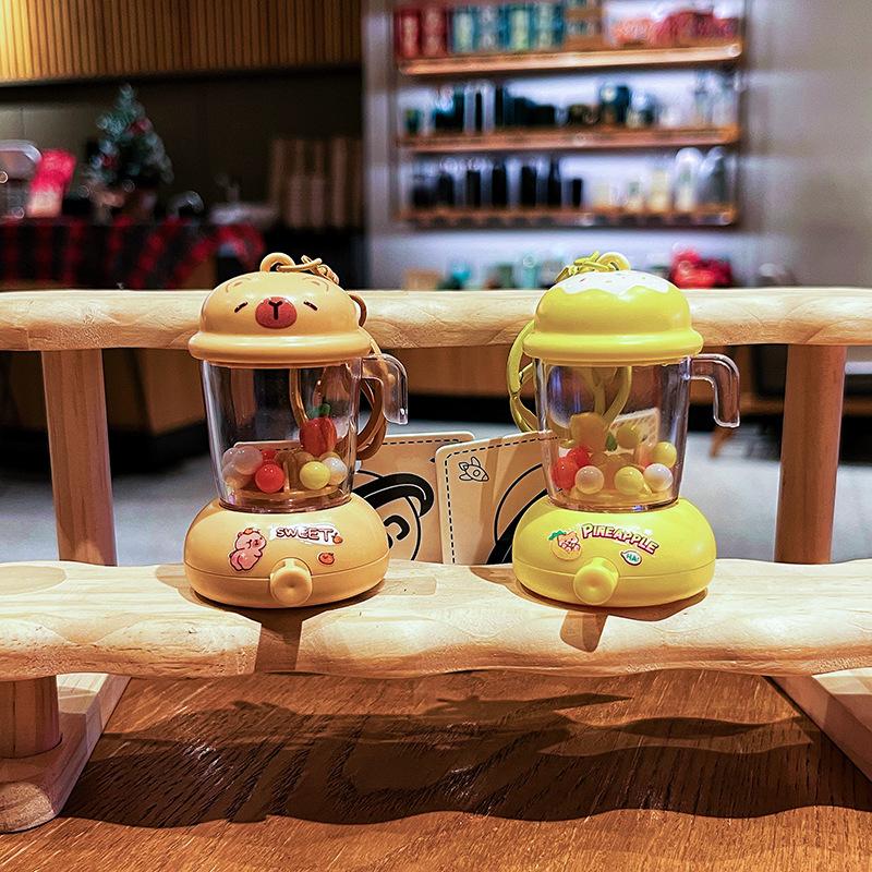 Cute Cartoon Capybara Stress-relieving Toy Student Schoolbag Pendant Creative Cartoon Animal Juicer Keychain