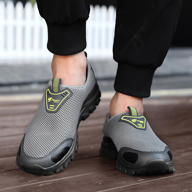 Rutschfeste flache Schuhe für Herren mit atmungsaktivem Mesh, lässiges Laufen, leichte und bequeme Sportschuhe für den Außenbereich, Einschuhe